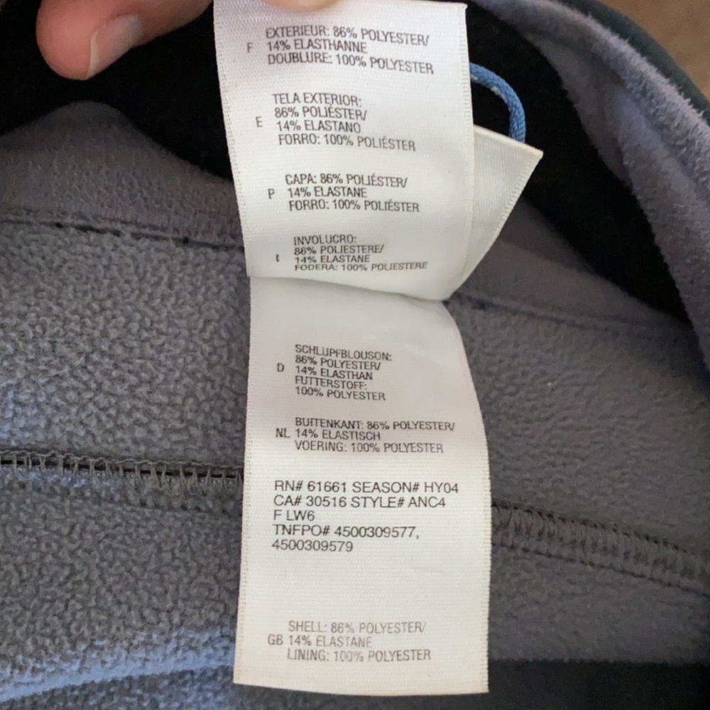 The North Face Winter Jacket Size Small - Picture 10 of 10